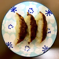 万代 国産豚肉の旨みたっぷり肉餃子|ばーさんさん