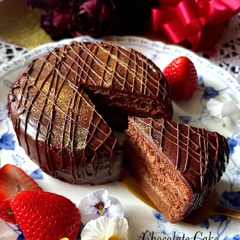 Snapdishの人気料理写真:White day ~チョコレートケーキ