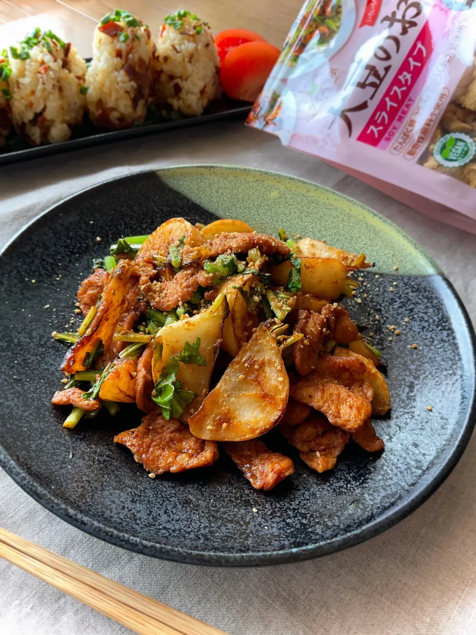 大豆のお肉&カブnoピリ辛炒め|スイーツポテトさん