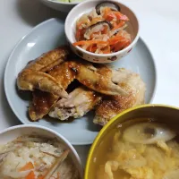 ☆夕飯☆手羽先韓国風、切干大根、鶏五目御飯、かき玉味噌汁、サラダ| ｼｮｺﾗさん