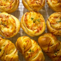 ハムオニオン、ウインナーロール