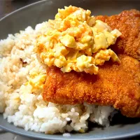 朝から、ファミチキ味玉タルタルライスを頂きました😋🎵👍| ギムレットさん