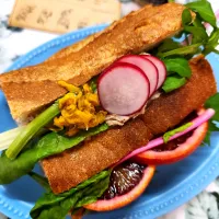 🔷鶏レバーのオイスター煮いり🍞バケットサンド🥪🔷→→🔷日曜日のブランチ🥖レバーパテのバケットサンド🥪🔷|@きなこさん