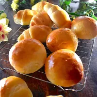 バーガーバンズとバターロール|山田 奈実　Instagram ＊nmymd369さん