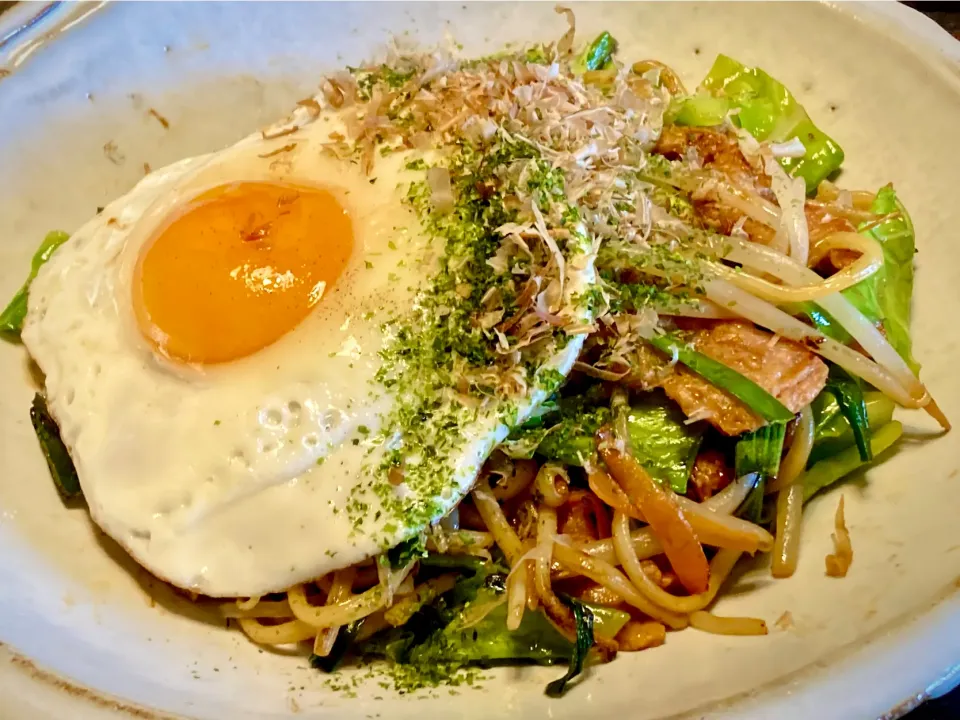 義務投稿③   春キャベツと大豆のお肉で             「焼きそば」|mottoさん