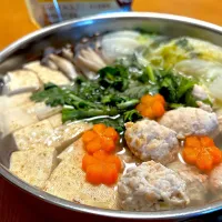 大豆のお肉ミンチで鶏つくね鍋