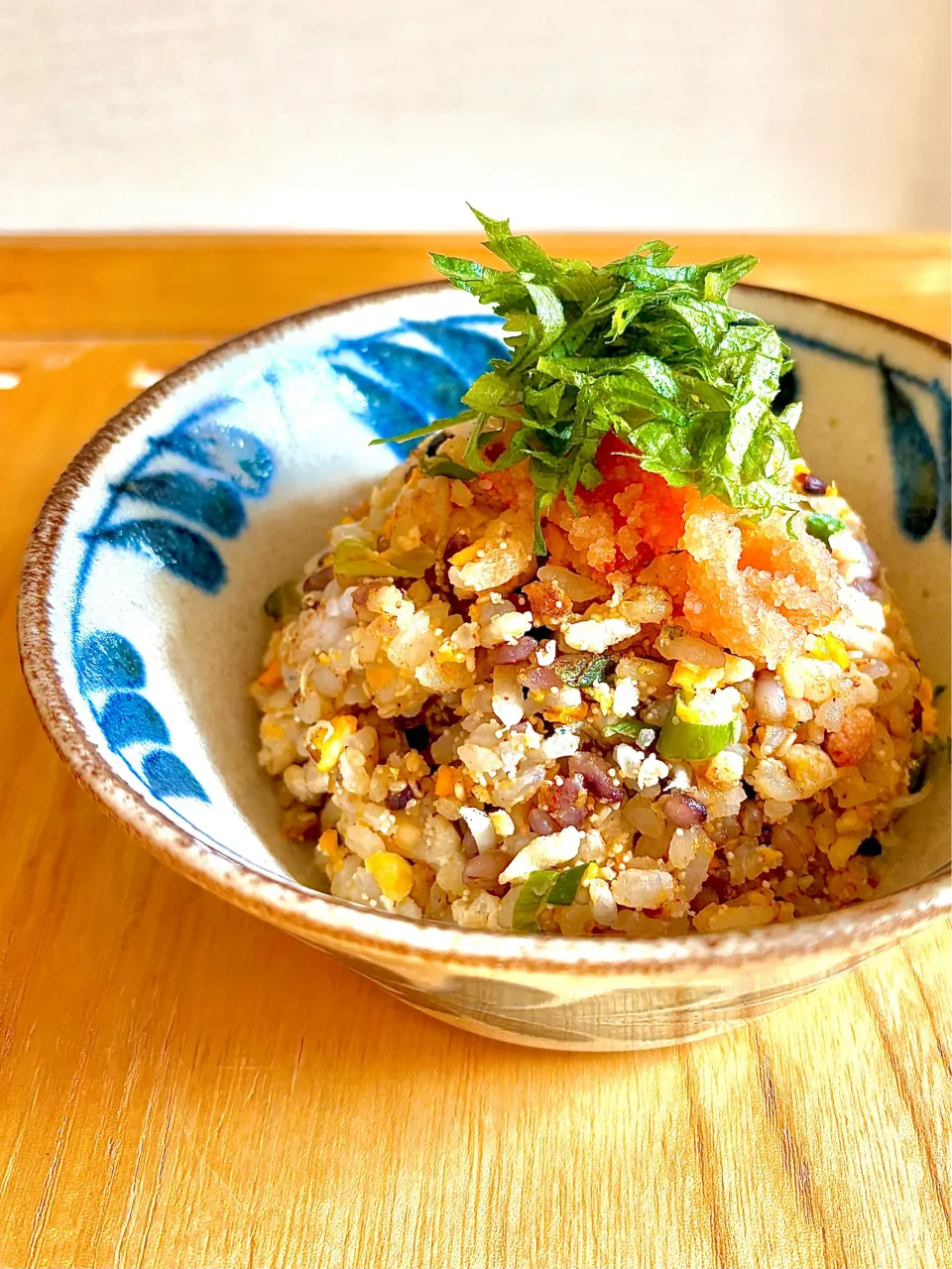明太子と大葉の彩り炒飯|アッコ✨さん