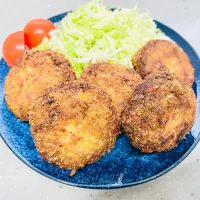 「メンチカツ」