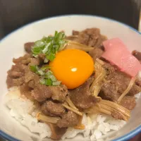十勝牛の牛丼、桜べったら漬け添え2026.3.18。|FU-TEN 古原貴大さん