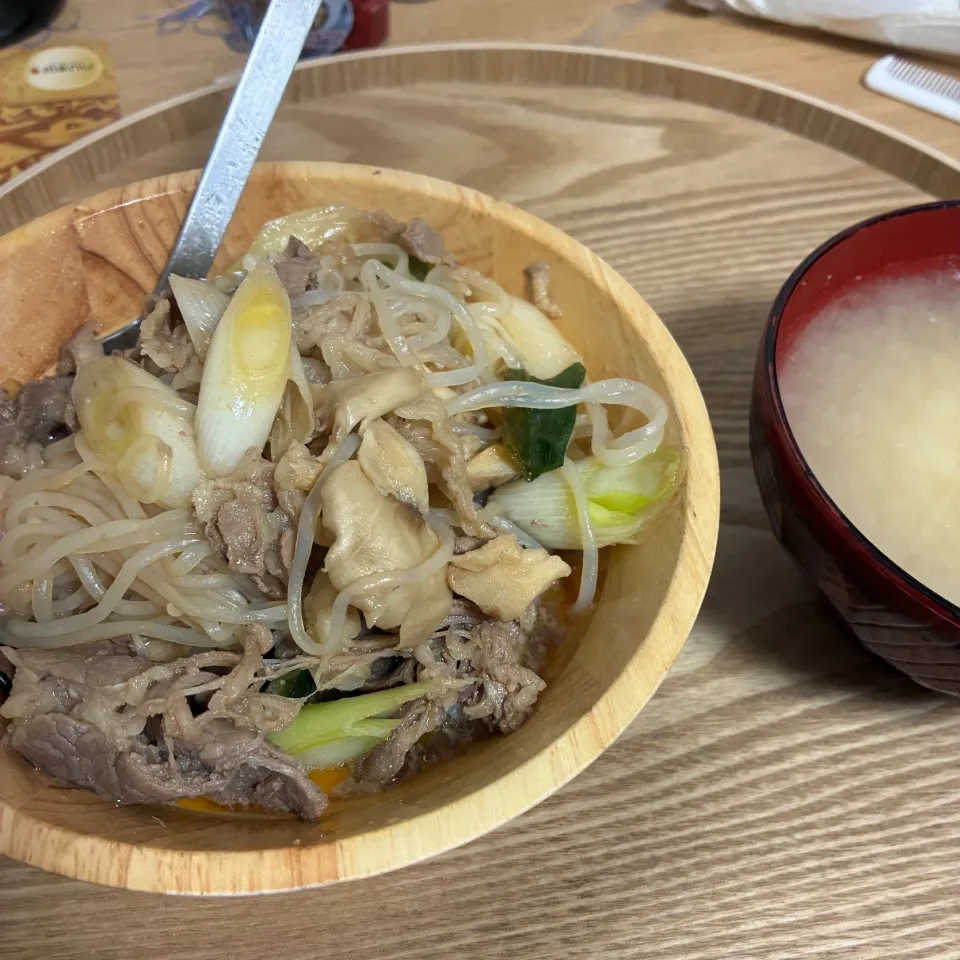 すき焼き風牛丼|みゆさん