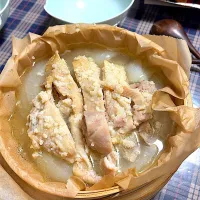 新玉ねぎと塩麹鳥の蒸籠蒸し|Junko Iimuraさん