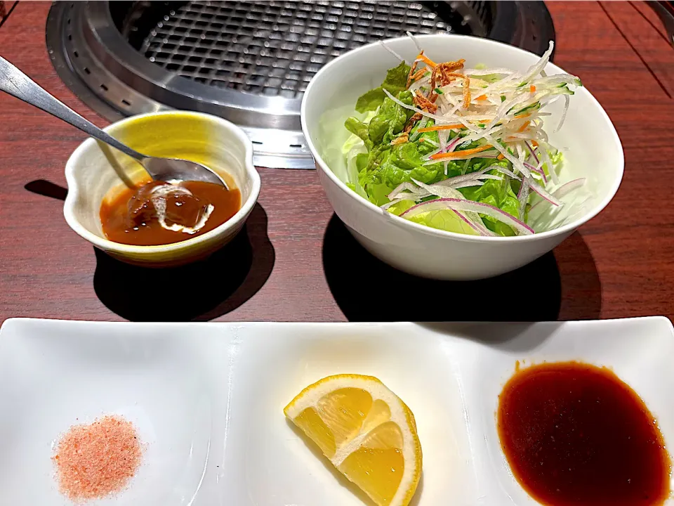 ①3月18日・［焼肉コース🍖］・タンシチューとサラダ😋 ✨|山勝さん