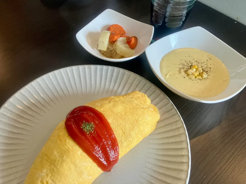 オムライス、コーンポタージュ、グリル野菜|tatsuponさん