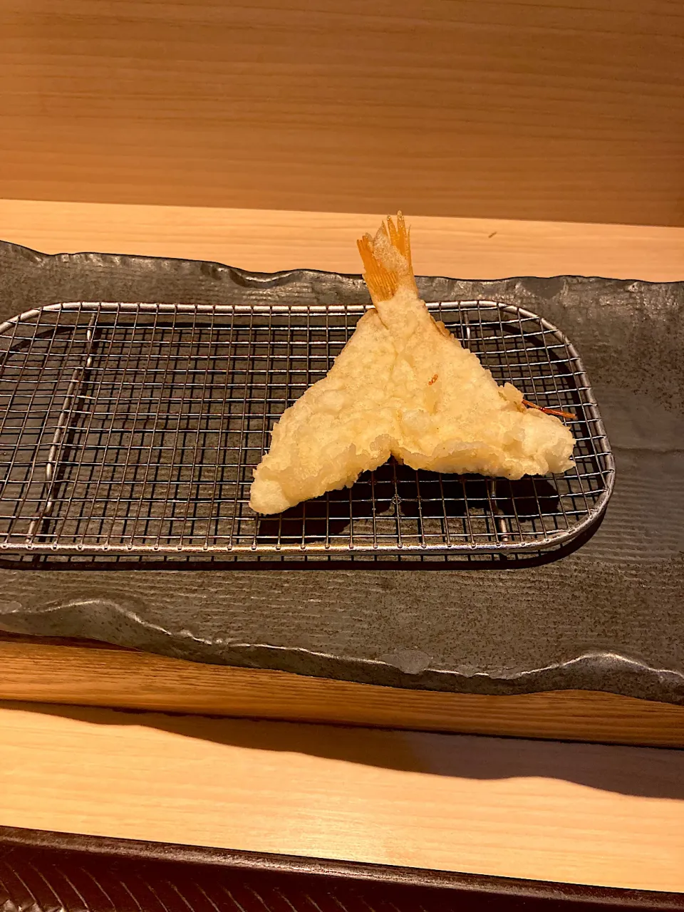 今日の昼ご飯@「天喜代  藤沢店」さん④  お次はなんとノドグロ！ノドグロの天ぷらは初めていただきます。|なびさん