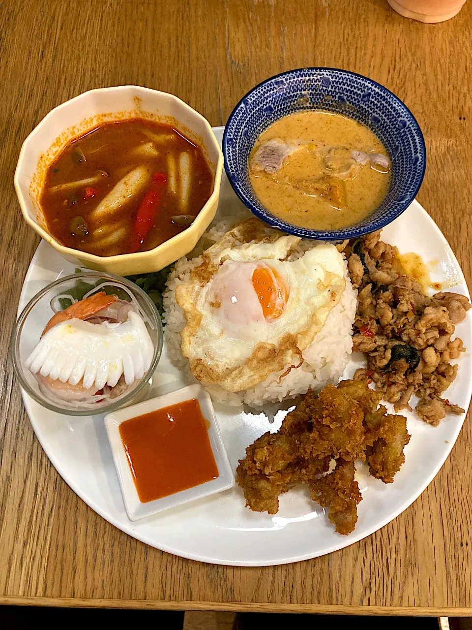 今日の晩ご飯@「マンゴツリーカフェ LAZONA川崎プラザ店」さん　ぼくはディナープレートをオーダー　いただきまーす😋（実況中継中）|なびさん