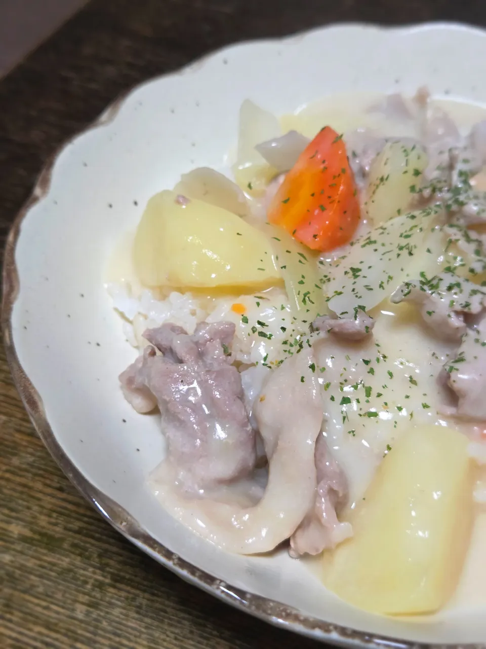パパ作🥸ポークシチューとほうれん草サラダ|ぱんだのままんさん