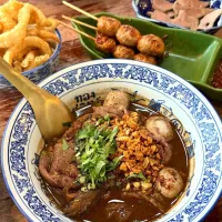 Flavorful Thai Boat Noodles 🍜🤤