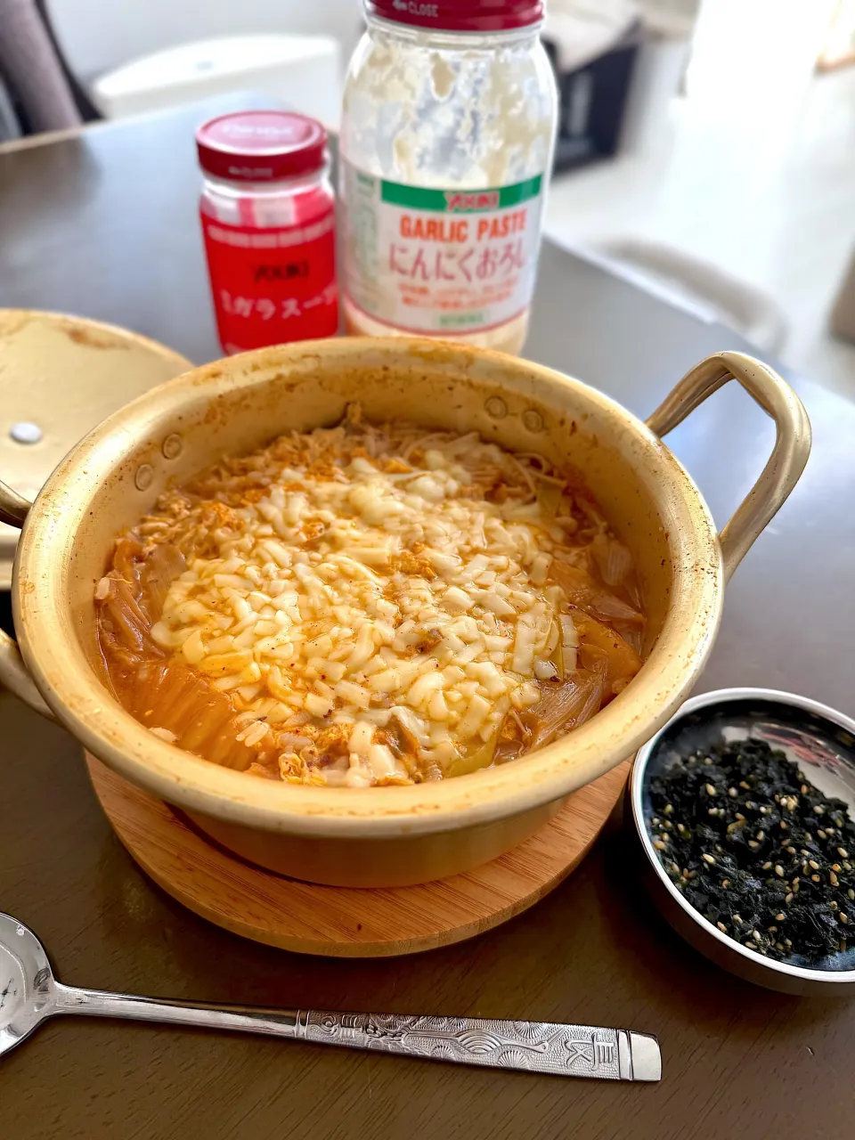 友だちの自家製キムチでキムチチゲ🍲|由美さん