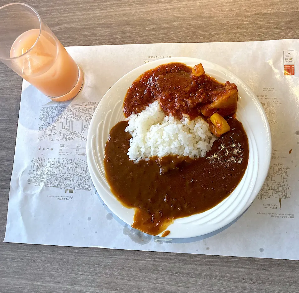 今日の昼ご飯@「スカイグリルビュッフェ  武蔵」さんin浅草ビューホテル④  〆のビーフシチュー＆ビーフカレーライス　もうお腹パンパン|なびさん
