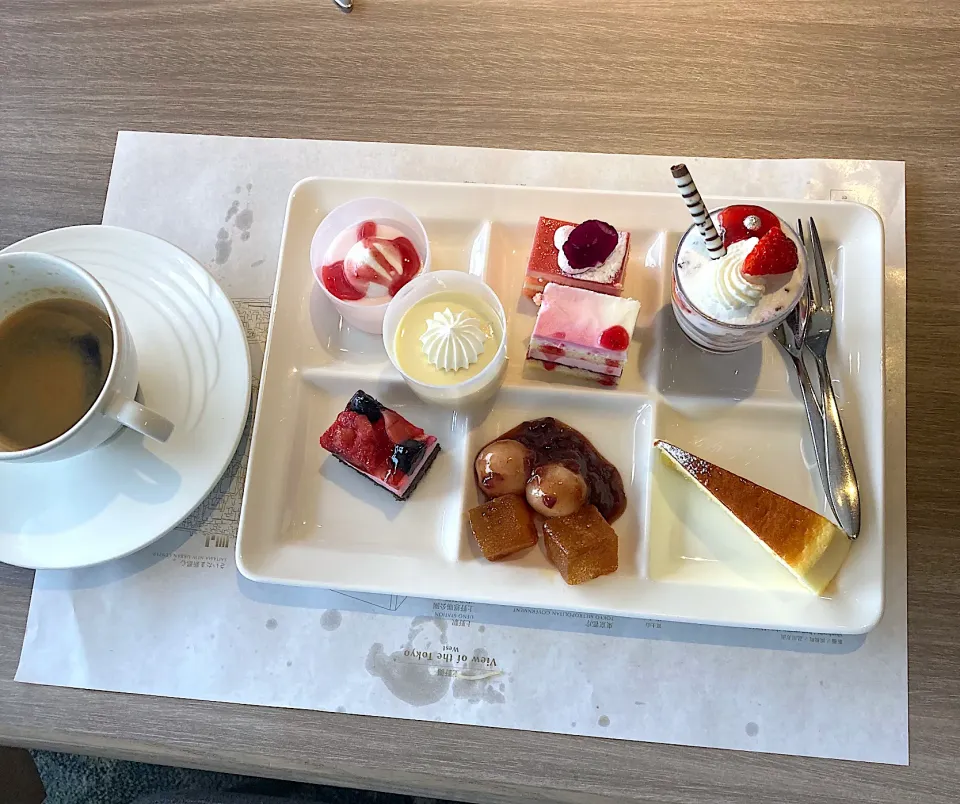 今日の昼ご飯@「スカイグリルビュッフェ  武蔵」さんin浅草ビューホテル⑤  ダメ押しのデザート　もう無理💦|なびさん