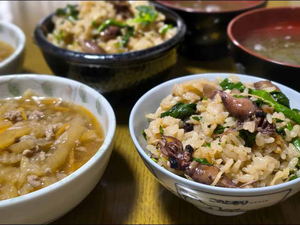 🦑ホタルイカと菜の花の炊き込み御飯|みよぱさん
