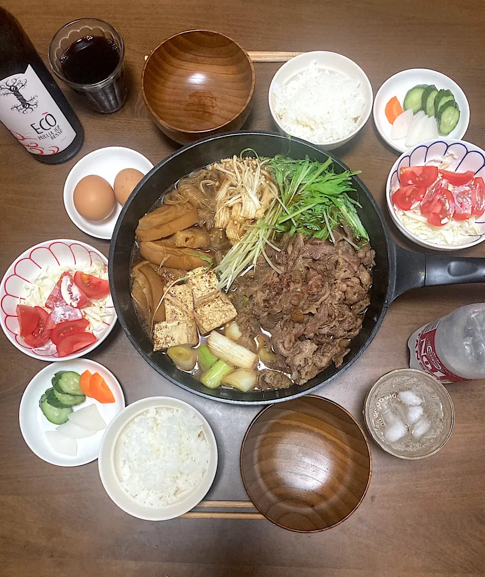 今日の晩ご飯　飛騨牛すき焼きではやとのウェルカムディナー　藤沢のはやとの家のシンクの排水管が詰まっちゃった件で、今日、業者が来て高圧洗浄をした結果、無事流れるようになりました＼(^^)／それで今晩はやとが来名することになり、彼女のリクエストで今晩は飛騨牛すき焼きのウェルカムディナーです(*^◯^*)|なびさん
