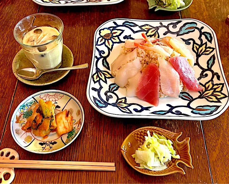 晩ごはん♯海鮮丼|小松菜さん