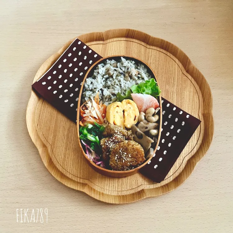 いっぱい食べようれんこんづくし弁当|FIKA789さん