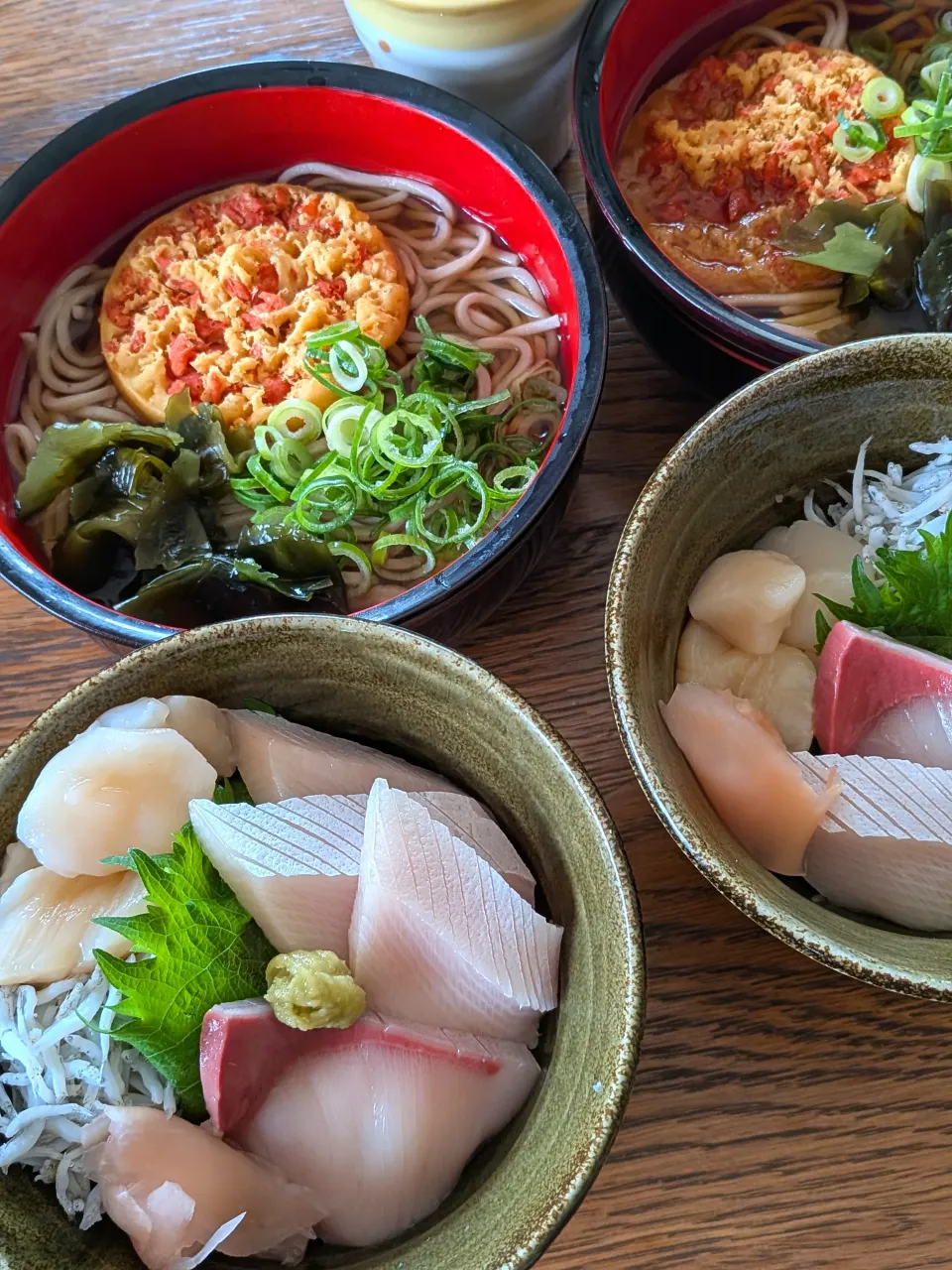 海鮮丼と天ぷら蕎麦|fumfumさん