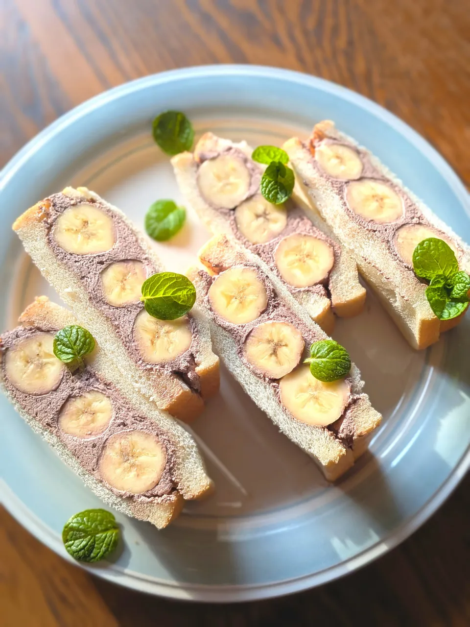食べたらチョコミント🍃なバナナサンド|fumfumさん
