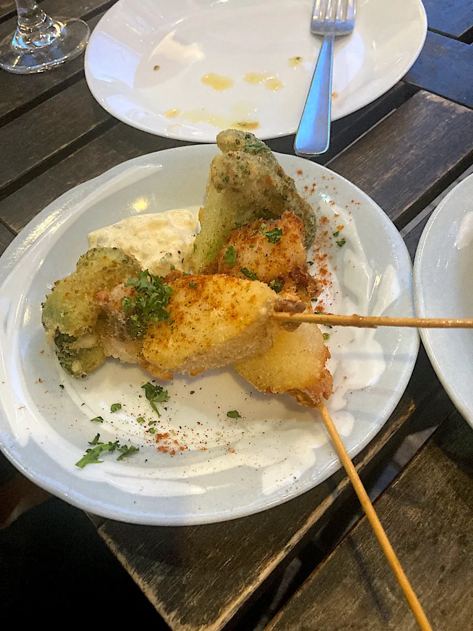 今日の晩ご飯@「BAR DUFI」さん⑤  タコとじゃがいもとブロッコリーの揚げ串|なびさん
