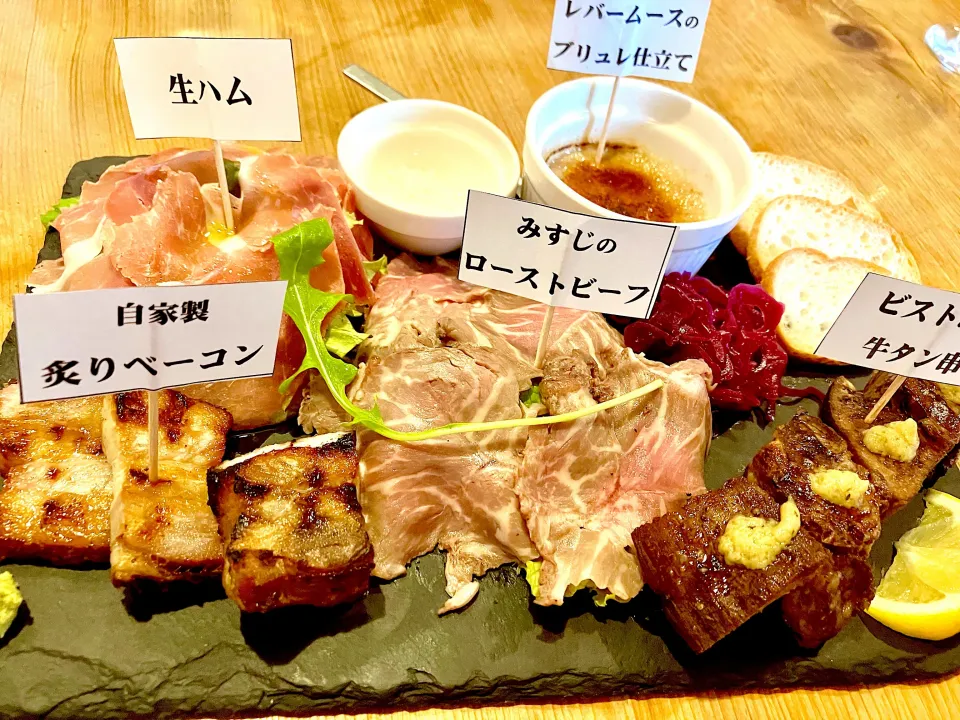 肉の前菜、カルパッチョ、和牛炙り寿司|ユキちゃんさん