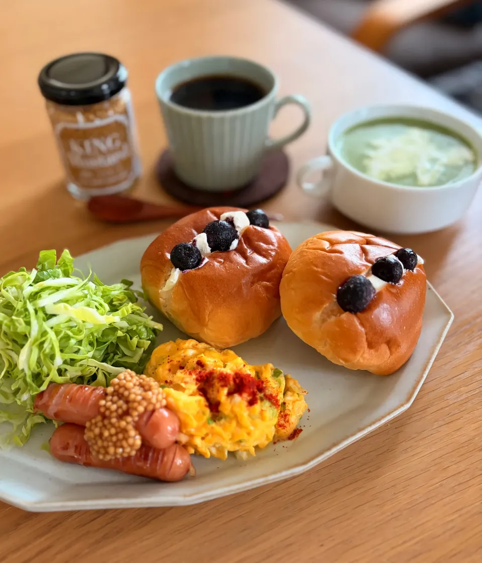 週末仕様の朝ごはん|kaeさん