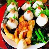 ✩.*˚肉味噌おにぎり＆明太子おにぎり|ゆきえもんさん