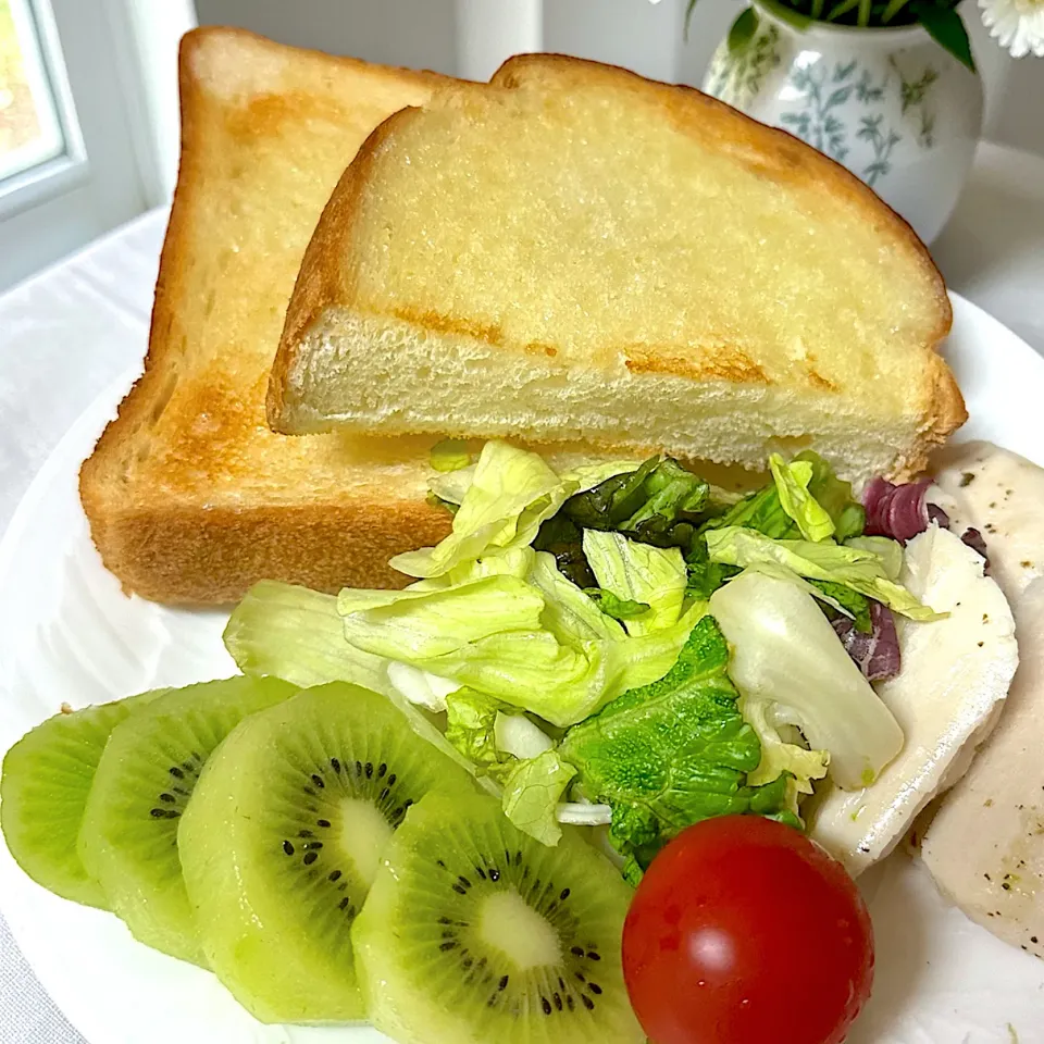 バターシュガートーストモーニング|besさん