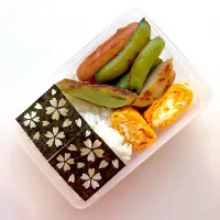 いつもの弁当に海苔|コマツ菜さん