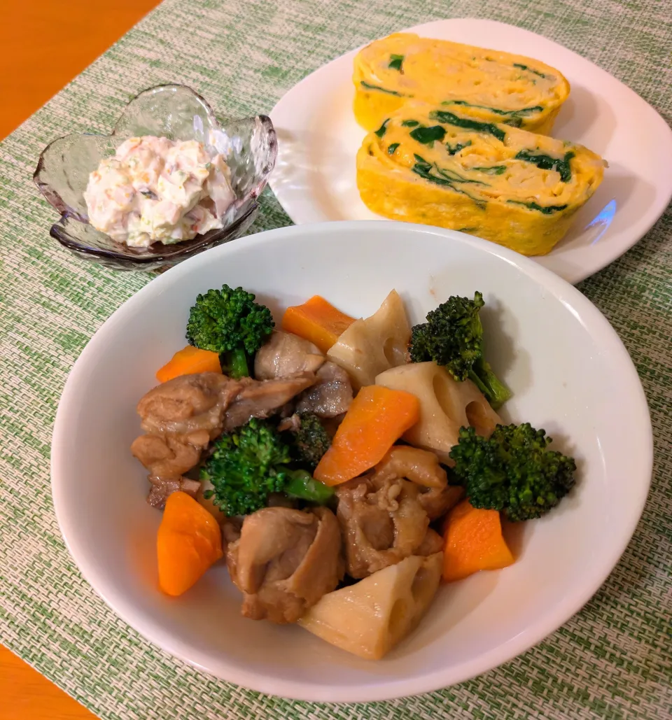 ☆鶏モモ肉バルサミコ炒め　☆ほうれん草とえのきのだし巻き卵　☆ホッキ貝サラダ|chikakoさん
