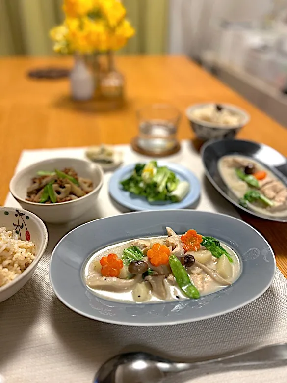 鶏のクリーム煮の晩ごはん|むぎこさん