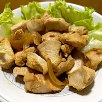 鳥🐓胸肉のだし醤油炒め❗️(๑･̑◡･̑๑)✨|サソリさん