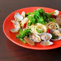 アッチさんの料理 春のボンゴレビアンコ  #菜の花|うさかめさん