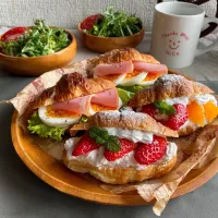 ringonamaさんの料理 苺🍓のクロワッサンサンド🥐