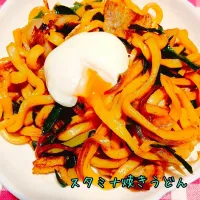 美味しくてお箸が止まらない♬スタミナ焼きうどん|あんみっちゃんさん