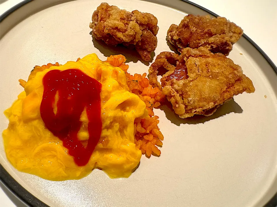 オムライス、からあげ|ももみさん