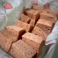 いちご米粉パン|なちょさん