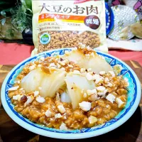 ✨レンチンだけで新玉ねぎのそぼろ餡掛け✨