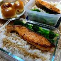 Salmon 🍣 with broccoli 🥦 pack lunch| Ahnneさん