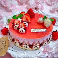 トトロのいちごムースケーキ🍓