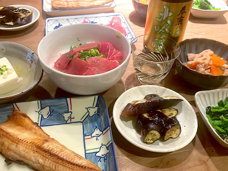 マグロ丼・日本酒|くり子さん