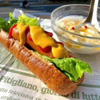 ホットドッグとヨーグルト