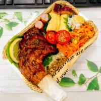 🍱🐓骨付き鶏もも肉のケチャップ煮弁当🍅🍱| TakeBooさん